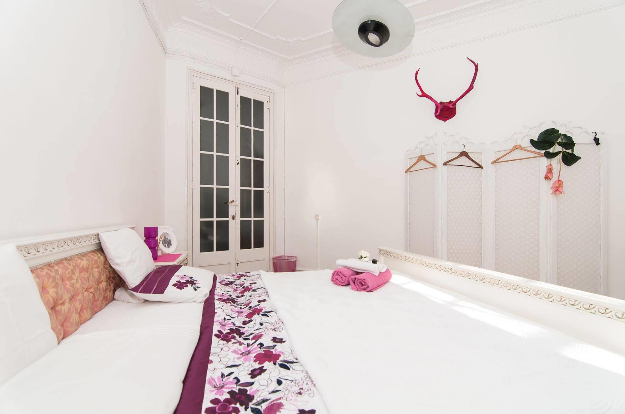 Casa Trianon Bed & Breakfast Barcelona Ngoại thất bức ảnh